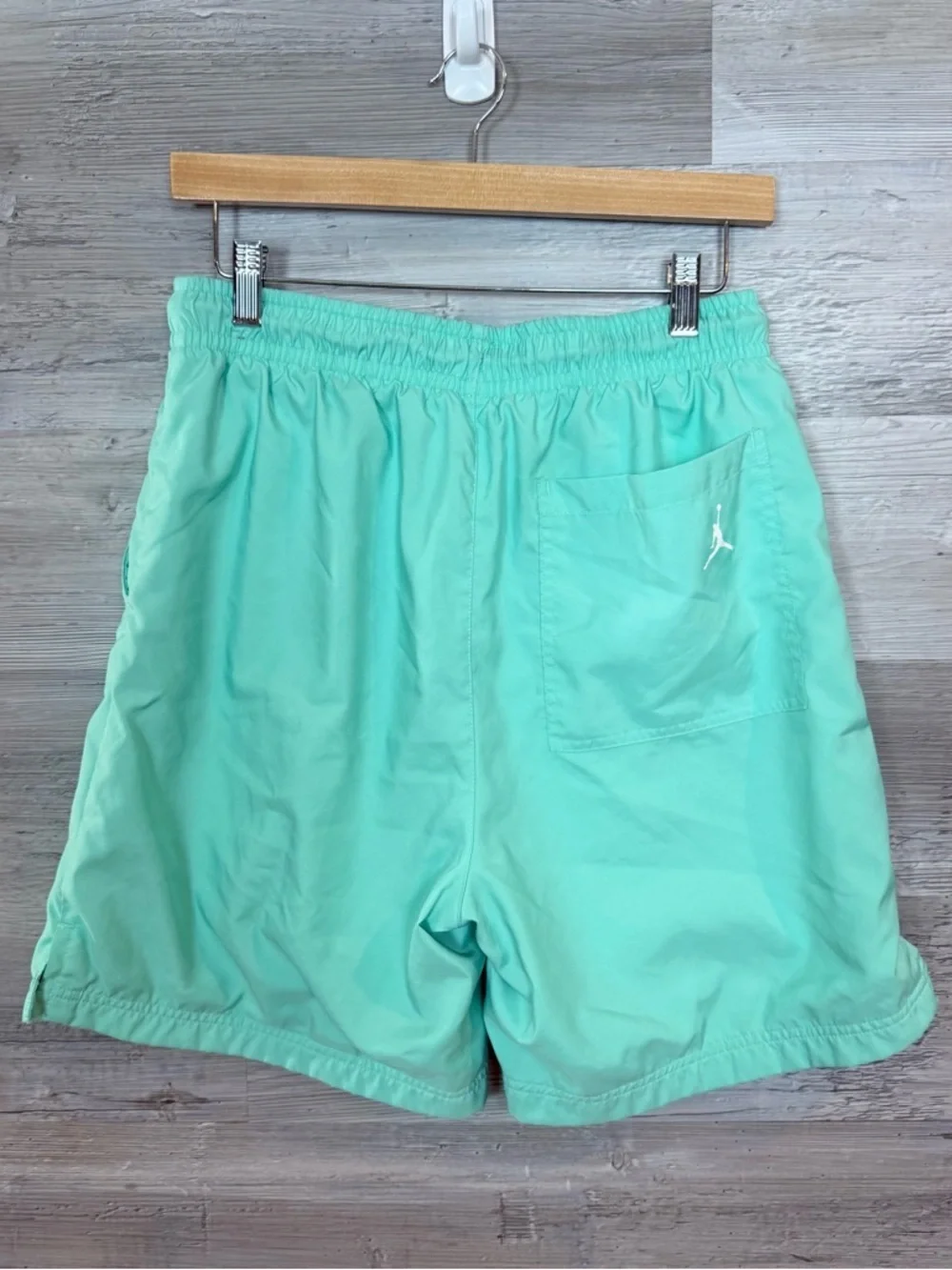 Jordan Essentials Mesh Lined Shorts Mint Green Enamel Green Men's Medium